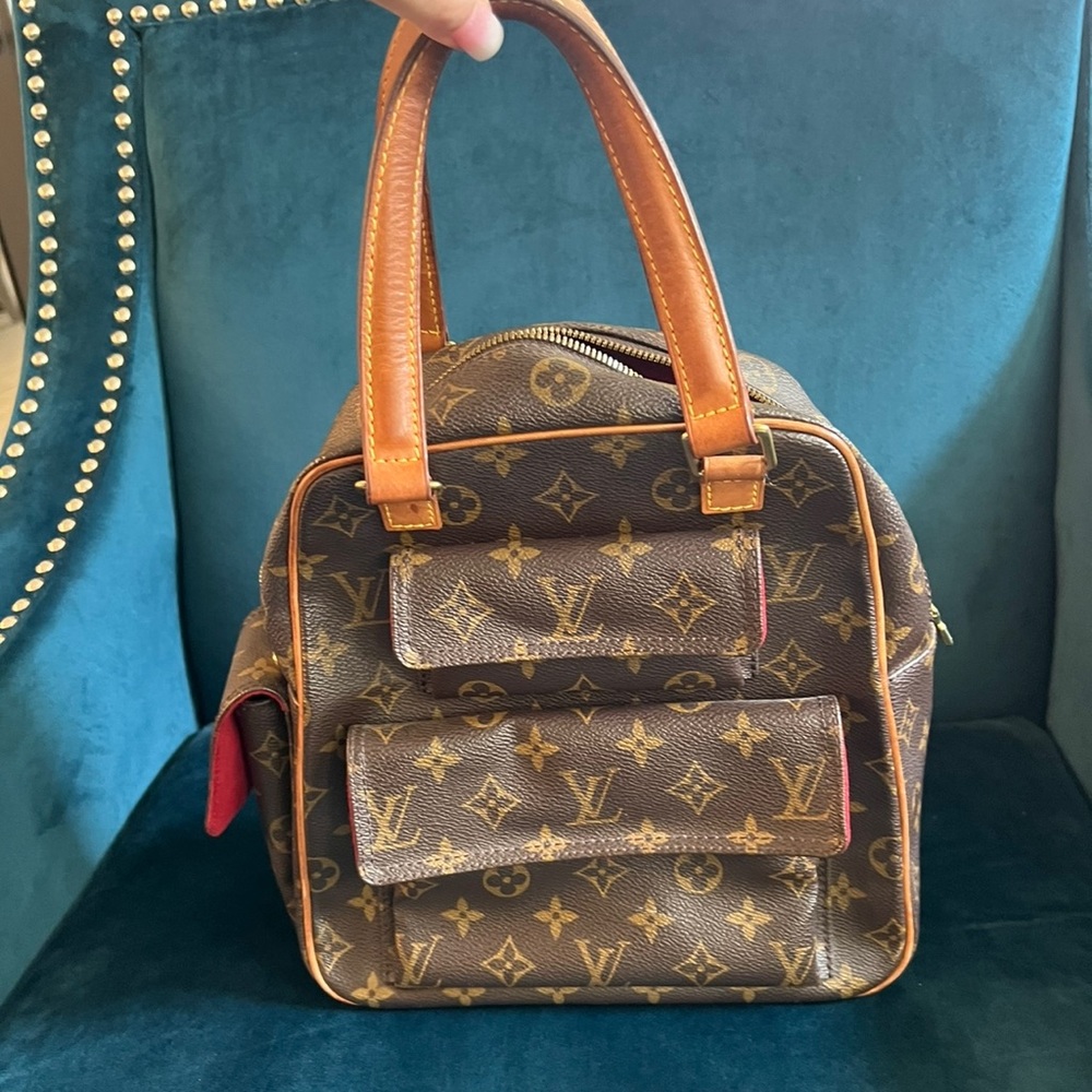 Louis Vuitton Excentri-Cite Monogram Canvas